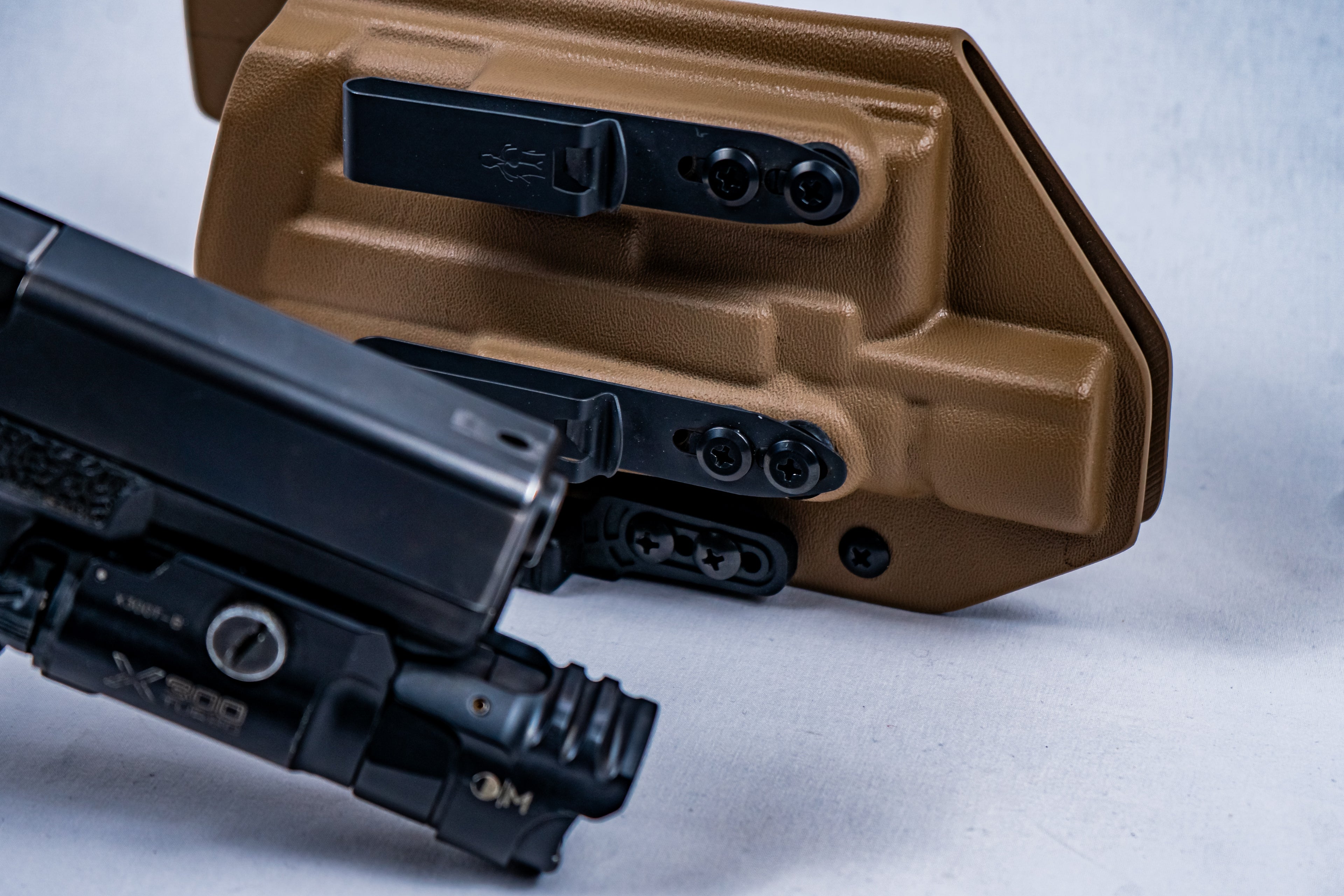 Discreet Carry Concepts Mod 4