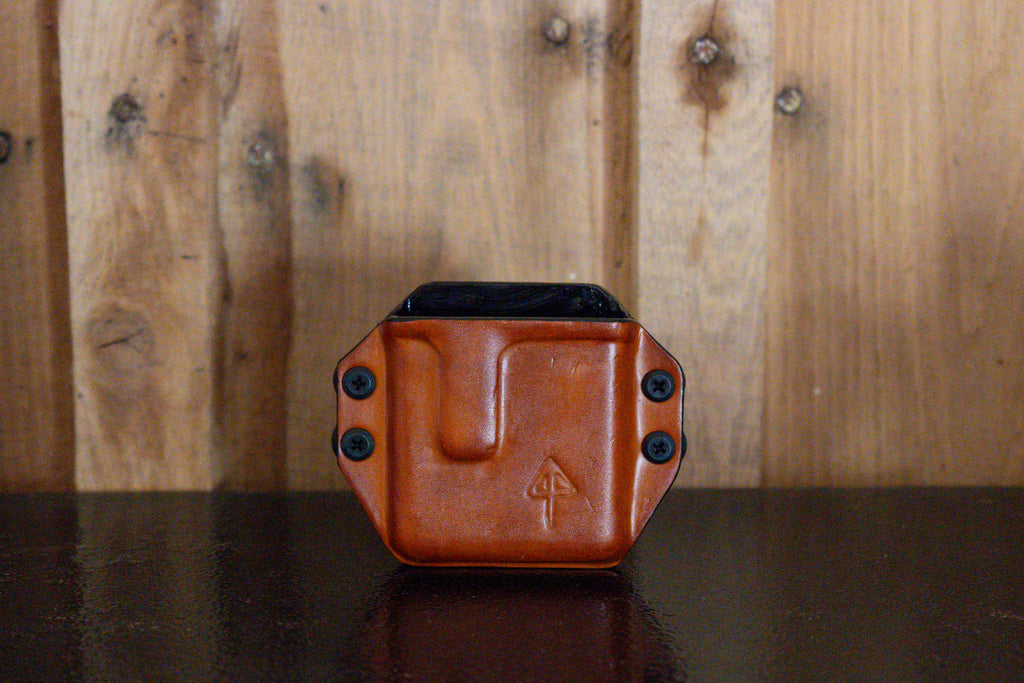 Leather DELTA- Rifle Mag Carrier